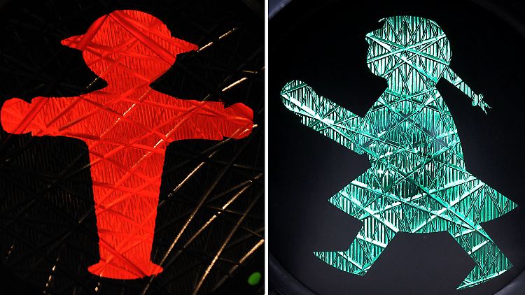 Ampelmann und Ampelfrau können gut miteinander. Jeder kommt zum Zuge - gleichberechtigt und nebeneinander.