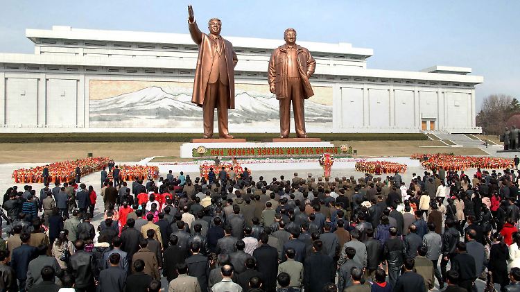 Der 1912 geborene Kim Il Sung führte den Staat bis zu seinem Tod im Jahr 1994.