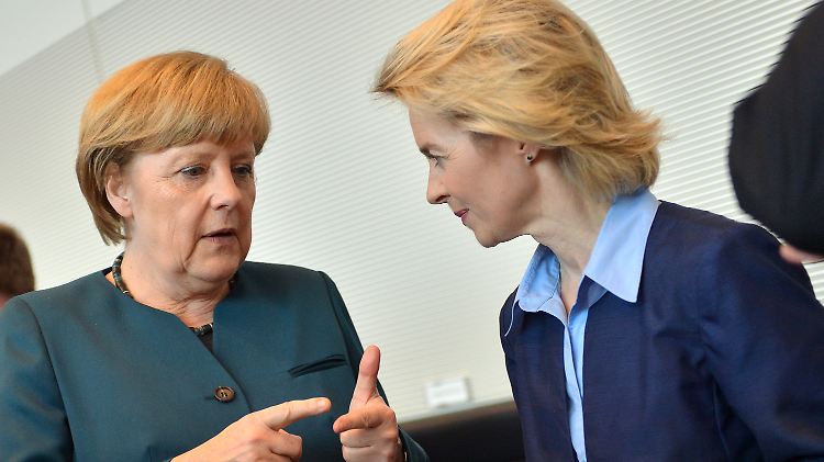 Ursula von der Leyen (rechts) wird nun auch die Position der Parteispitze mittragen.