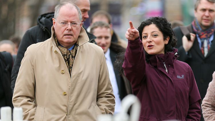 Peer Steinbrück liegt weit zurück.