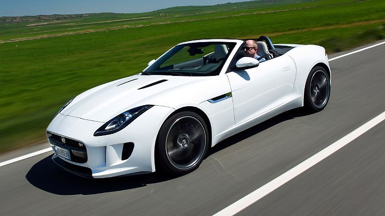 Wer möchte, kann seinem F-Type bis zu 21 Zoll große Räder anziehen.