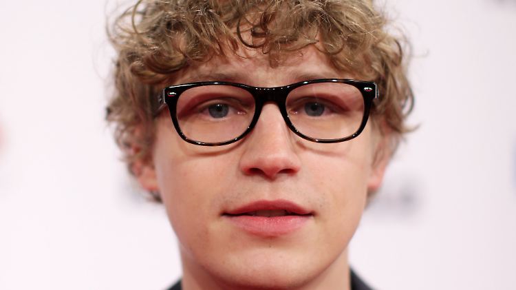 Bendzko ist Theologe und Musiker.