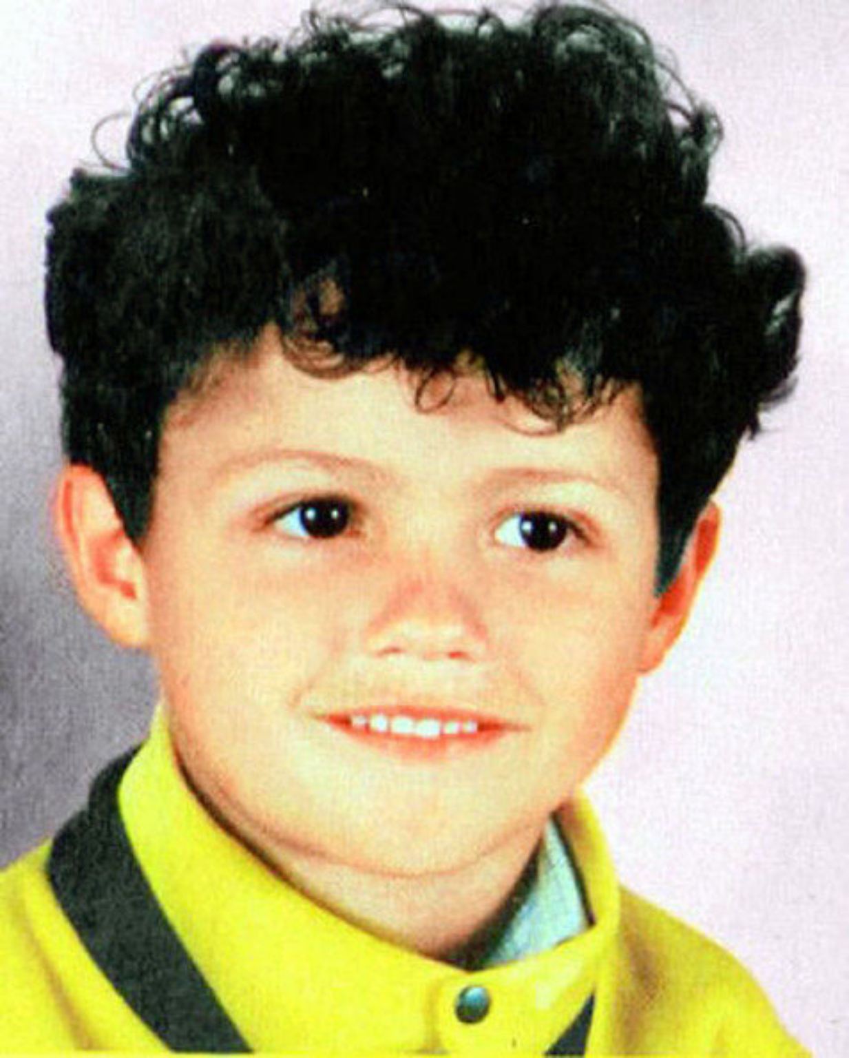 Cristiano Ronaldo dos Santos Aveiro erblickt im Februar des Jahres 1985 ...