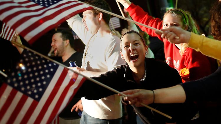 Die Menschen in und um Boston atmen auf - und feiern die Ergreifung des mutmaßlichen Attentäters.