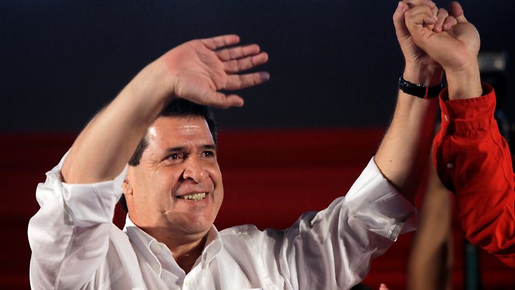 Er gilt als einer der reichsten Männer Paraguays: Der Kandidat der Colorado-Partei, Horacio Cartes.