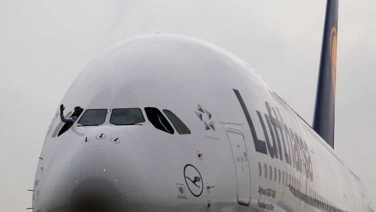Die Lufthansa-Flieger sollen am Dienstag wieder regulär fliegen.