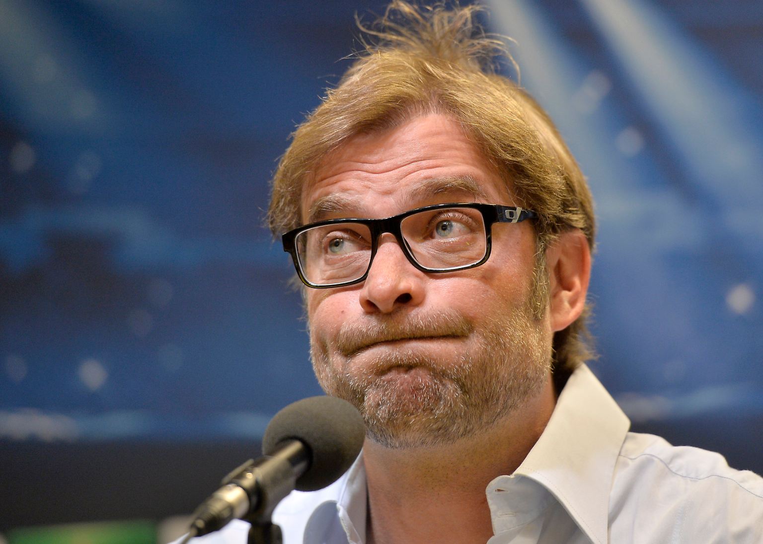 Der Zeitpunkt hätte kaum ungünstiger sein können. Mitten in der Vorfreude auf das Halbfinal-Hinspiel von Borussia Dortmund gegen Real Madrid werden Jürgen Klopp und sein BVB von einem spektakulären Wechsel geschockt.