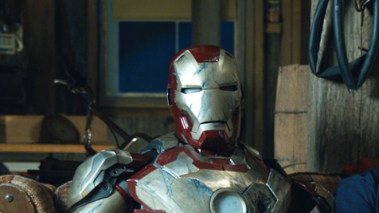 Ein Mann und sein Anzug: Tony Stark hadert mit seiner Rolle als "Iron Man".