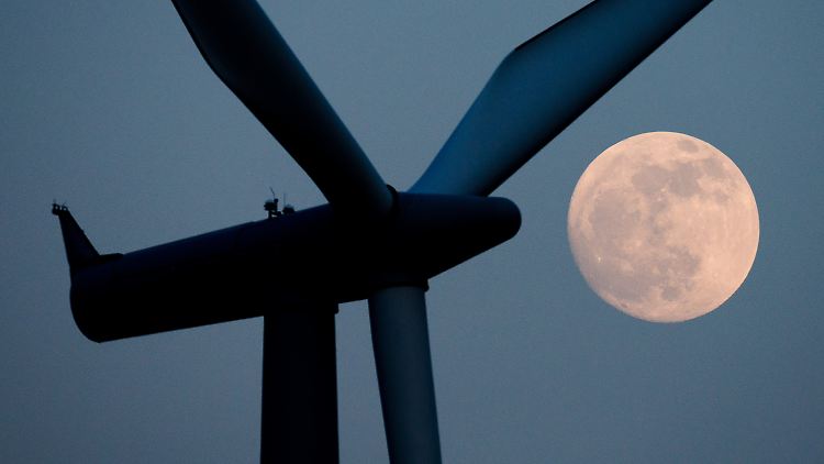 Am 25. April verfinstert sich der Mond - zumindest teilweise.