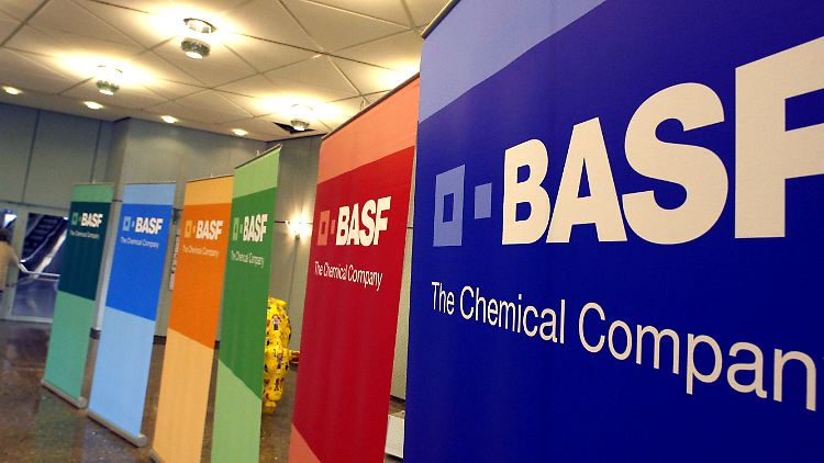 BASF-Aktienkurs befindet sich im Aufschwung, auch wenn derzeit leichte Verluste stehen.