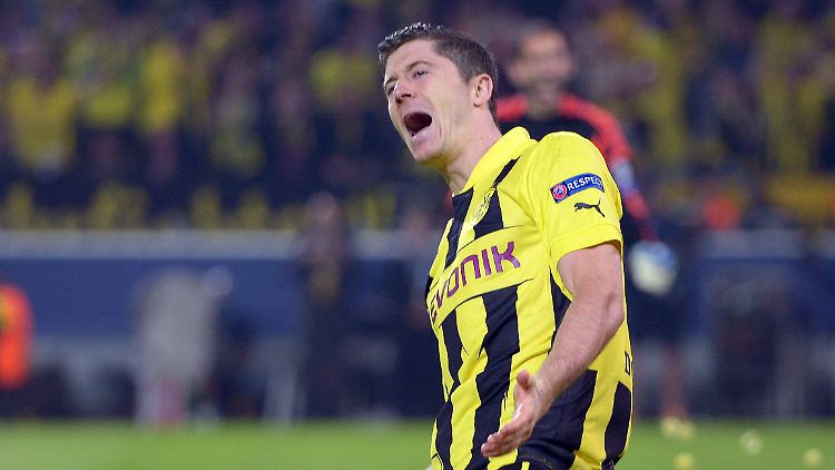 "Robert Lewandowski verlässt nach den Ferien Borussia Dortmund." Sagt einer, der sich sein Berater nennt.