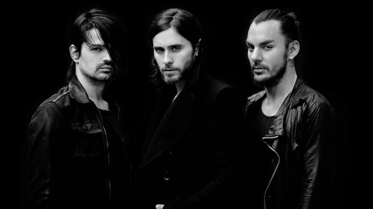 30 Seconds to Mars: Tomislav Milicevic, Jared und Shannon Leto (v.l.n.r) tourten sich mit 300 "This is War"-Konzerten ins Guinness-Buch der Rekorde.