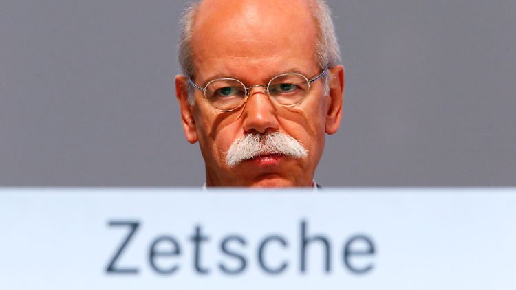 Die Luft für "Dieter" wird dünner: Kann Daimlerchef Zetsche es noch oder nicht?, fragen Entscheider aus seinem Umfeld.