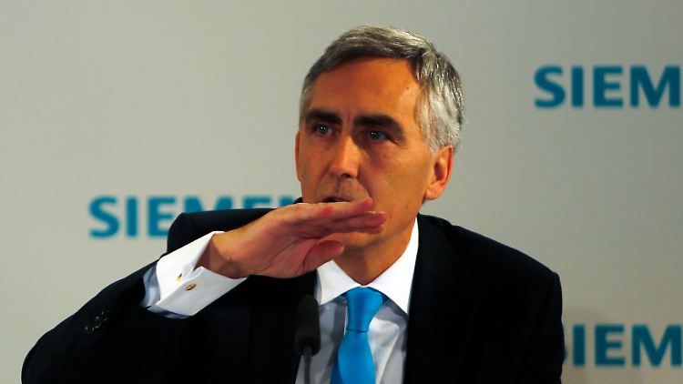 Keine leichte Woche für Peter Löscher: Die schwache Konjunktur schlägt in der Siemens-Bilanz durch. Möglicherweise muss Löscher die Ziele deckeln.