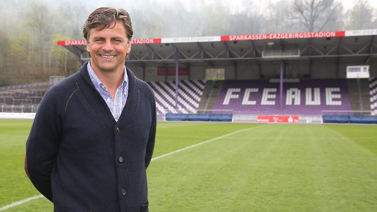 Wieder da: Falko Götz startet in seine zweite Amtszeit als Aue-Coach.