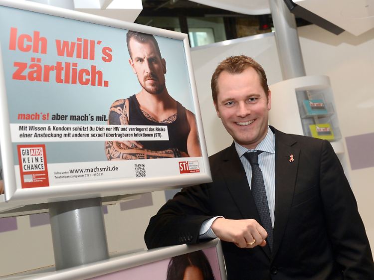 Im vergangenem Jahr startete die Bundeszentrale für gesundheitliche Aufklärung ihre neue Kampagne "Mach's mit", die der Gesundheitsminister Daniel Bahr präsentierte.