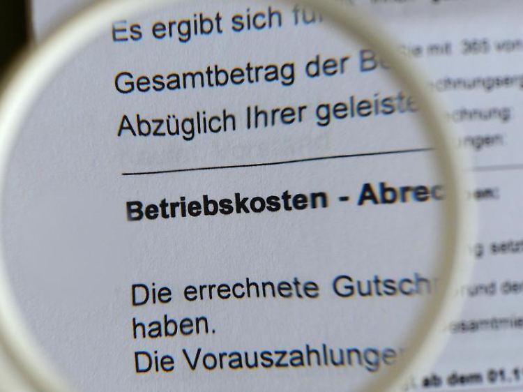 Hartnäckigkeit kann sich auszahlen. Auch bei einer fehlerhaften vermuteten Betriebskostenabrechnung.