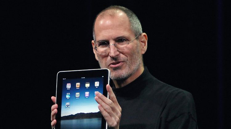 27. Januar 2010: Apple-Chef Steve Jpbs präsentiert in San Francisco ein neues Produkt namens "iPad" (Archivbild).