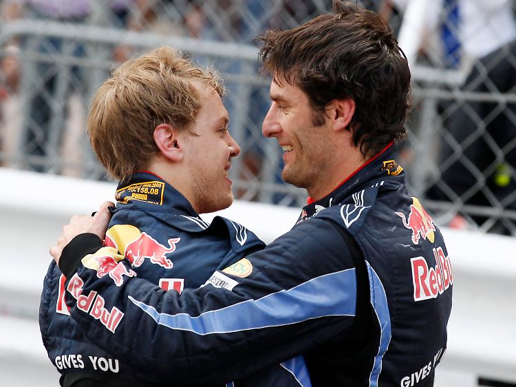 Künftig wieder Arm in Arm statt Rad an Rad: Die Red-Bull-Piloten Sebastian Vettel und Mark Webber.