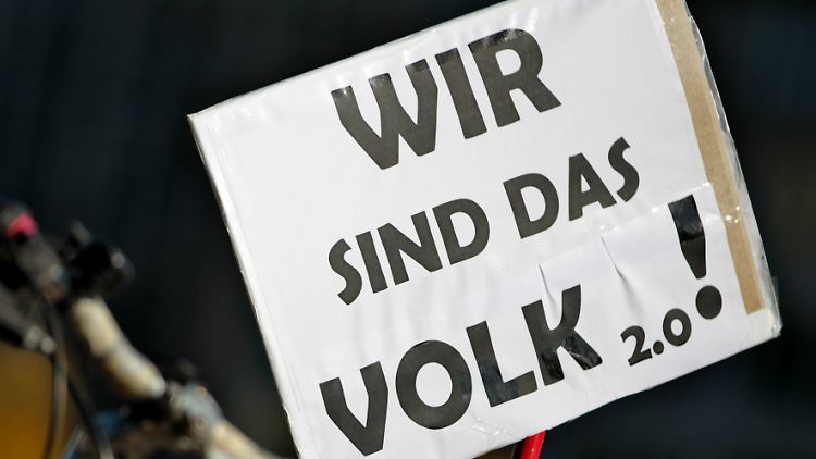 Bis heute steht "Wir sind das Volk" für den Widerstand gegen die Obrigkeit.