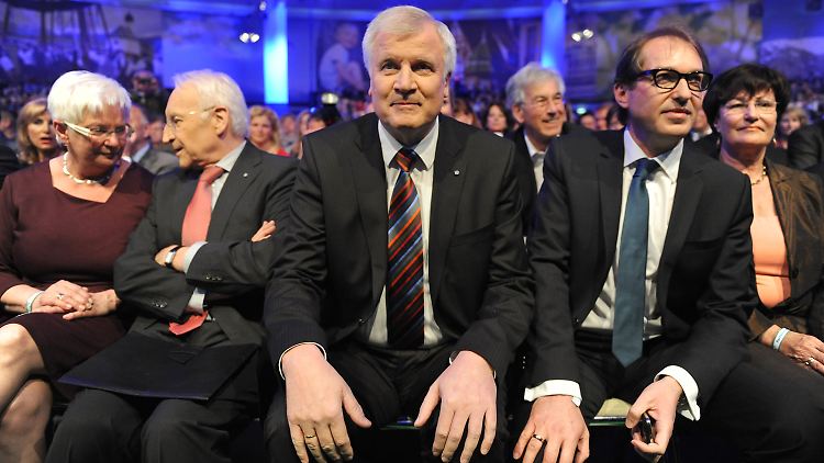 Seehofer hatte sich den Abend stimmungsvoller vorgestellt.