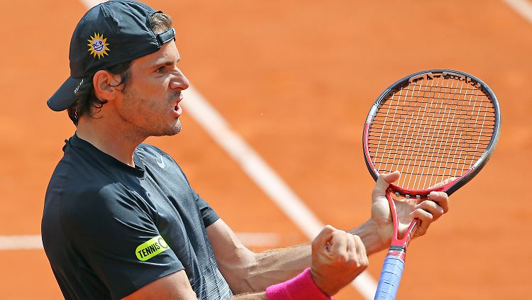 Im hohen Tennisspieleralter ist Tommy Haas noch vorne mit dabei.