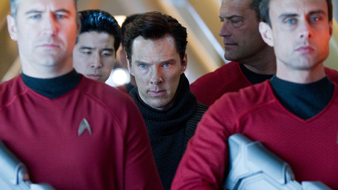 Das Böse hat ein Gesicht, das von Benedict Cumberbatch (Mitte).