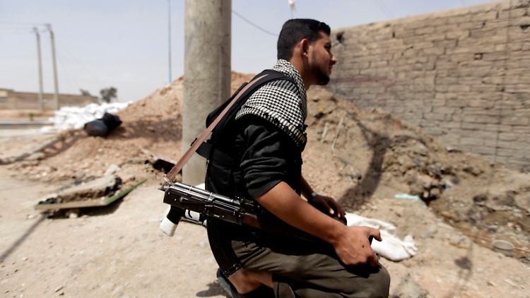 In Syrien gehen die Kämpfe zwischen Regierungstruppen und Freier Syrischer Armee unvermindert weiter.