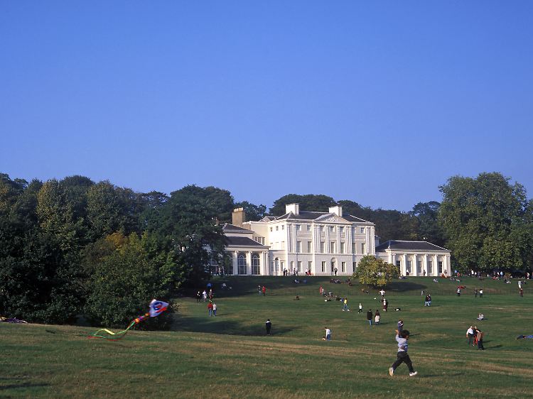 Ein Park zum Spielen und ein Herrensitz voller wertvoller Gemälde: Nach Kenwood House zieht es viele Besucher von Hampstead Heath.