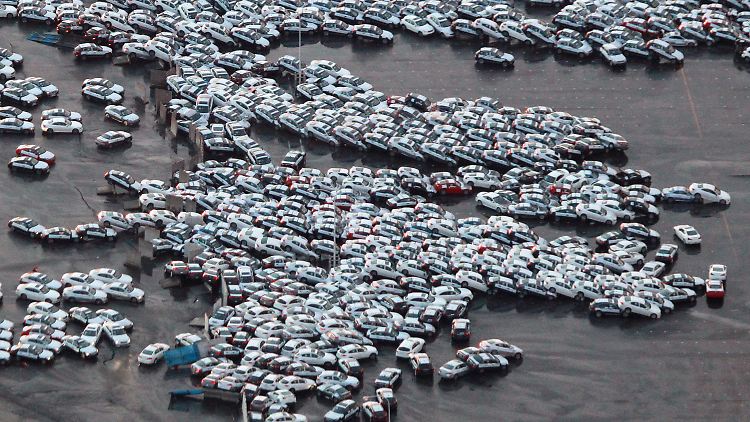 Durch die schweren Schäden der Erdbeben- und Tsunamikatastrophe 2011 kam die japanische Autoproduktion, wie hier in Hitachinaka, zeitweise ganz zum Erliegen.