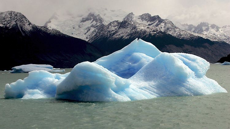 Im Herbst 2012 war die Arktis auf die kleinste Fläche seit Beginn der Satellitenmessungen zusammengeschmolzen.