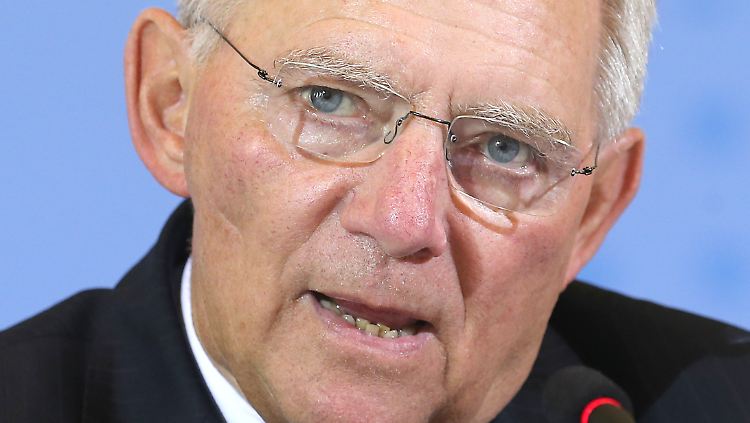 Schäuble eckt bei anderen Unions-Politikern mit seiner Position an.
