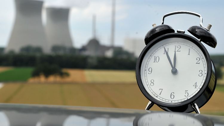 Wem die Stunde schlägt: Union und FDP wollen das Leben der Kernkraft in Deutschland verlängern.