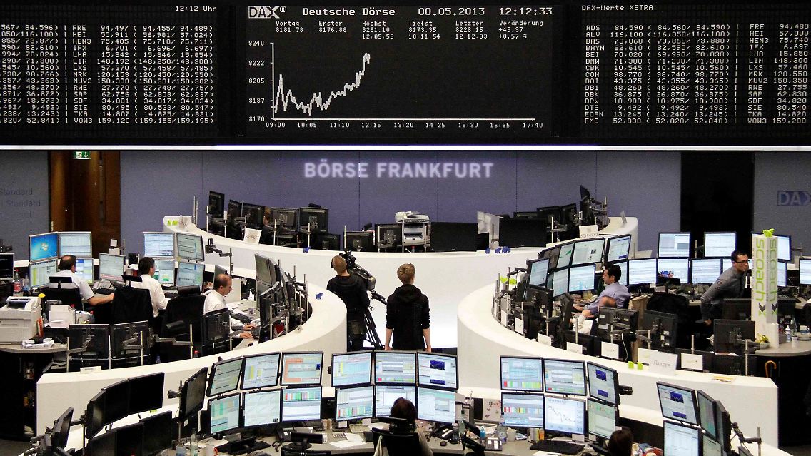 2013-05-08T103555Z_01_BER602_RTRMDNP_3_GERMANY.JPG3632155085145012515.jpg