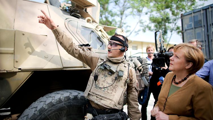 4300 deutsche Soldaten dienen derzeit in Afghanistan, Ende 2014 sollen die meisten abrücken.