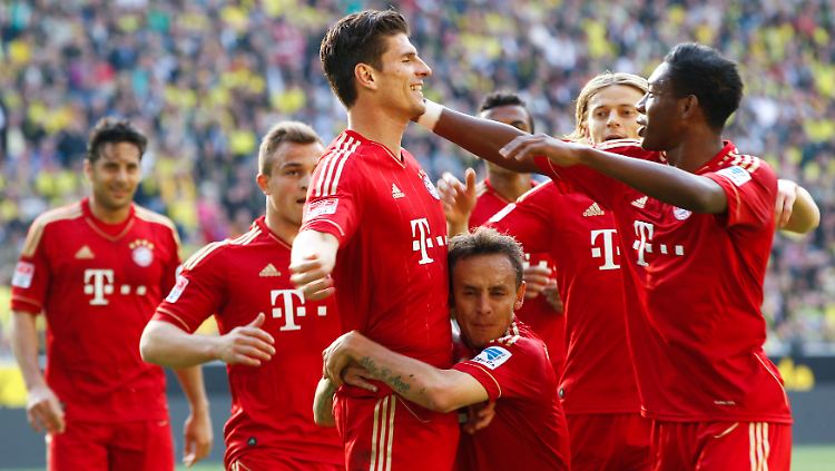 Viel zu feiern: Zum Beispiel den Ausgleich in Dortmund, wie hier Münchens Mario Gomez.