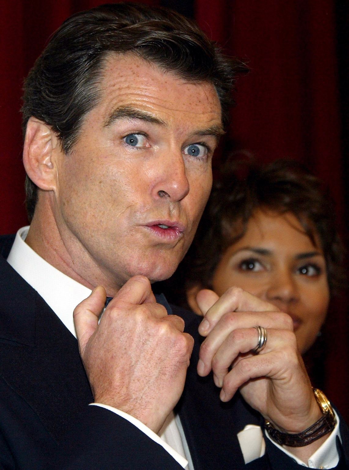 Gestatten? Mein Name ist Brosnan, Pierce Brosnan.
