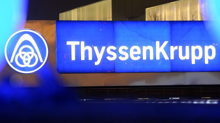Das Desaster in Übersee kostet Jobs: ThyssenKrupp streicht weltweit 3000 Stellen.