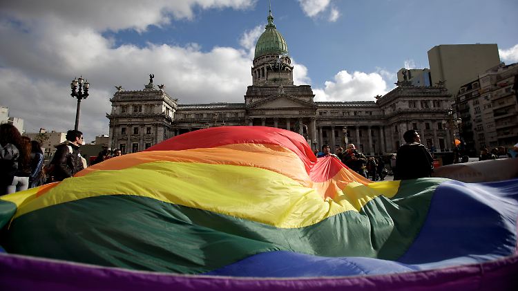 Argentinien ist das erste Land Lateinamerikas, das die Homoehe legalisiert.
