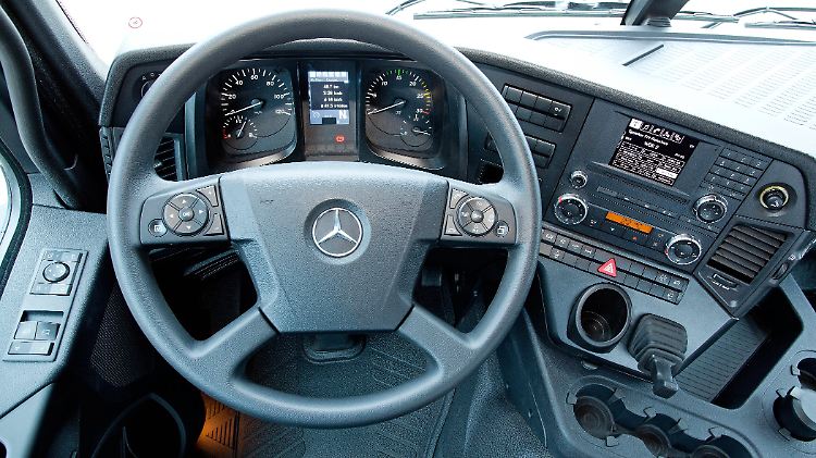 Das Cockpit ist schnell erkundet.