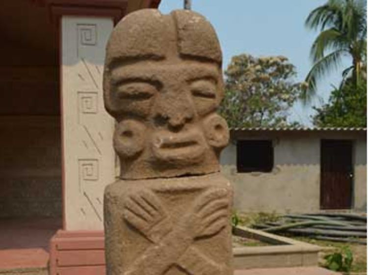 Die Spielerstatue auf der Webseite des Nationalen Institut für Anthropologie und Geschichte Mexikos.
