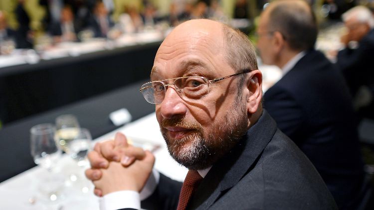 Schulz beim Treffen der europäischen sozialdemokratischen Regierungs- und Parteichefs in Leipzig.