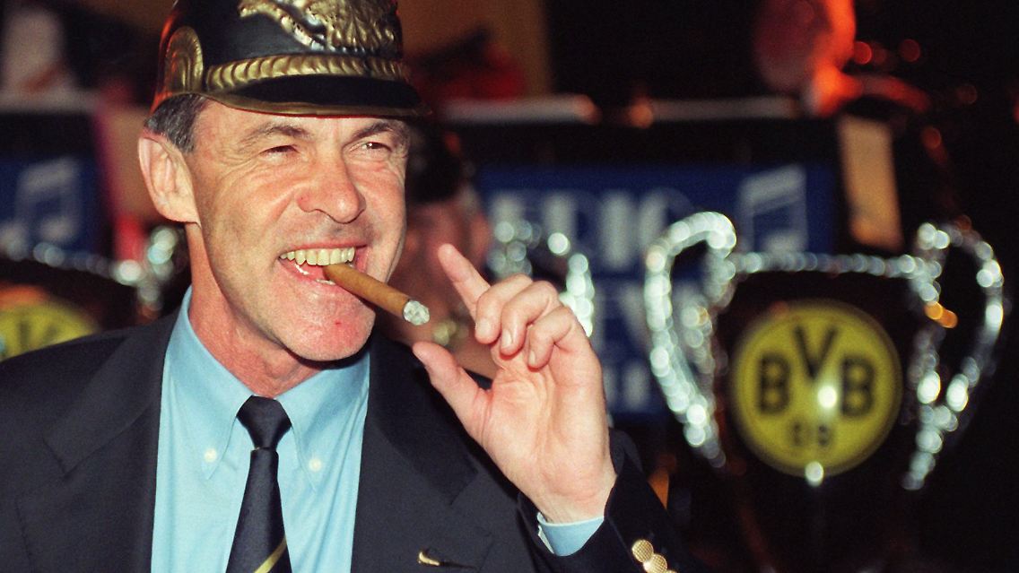 Und der Trainer: Na klar, hatten wir schon: Ottmar Hitzfeld.