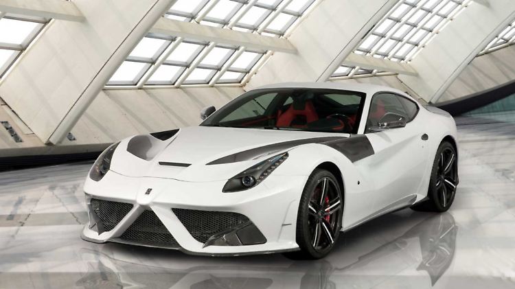 Auffälligste Änderung ist die Nase im Formel-1-Stil.