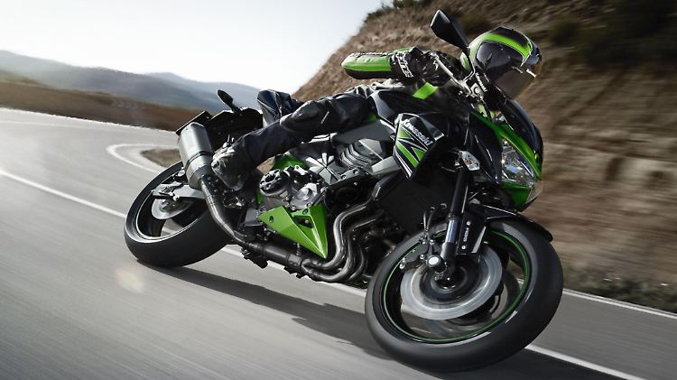Mit rund 230 Kilogramm kein Leichtgewicht: die Kawasaki Z 800.