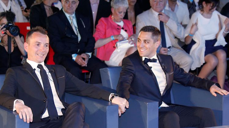 Vincent Aubin (l.) and Bruno Boileau (r.) bei der Zeremonie.