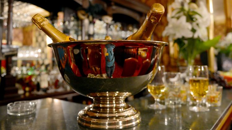 Auf diesen Erfolg sollte man mit Champagner anstoßen.