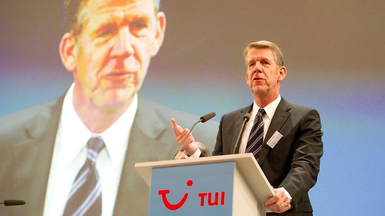 Da kommt Freude bei Tui-Chef Joussen auf: Unterm Strich steht ein Plus. Analysten hatten mit einem Minus gerechnet.