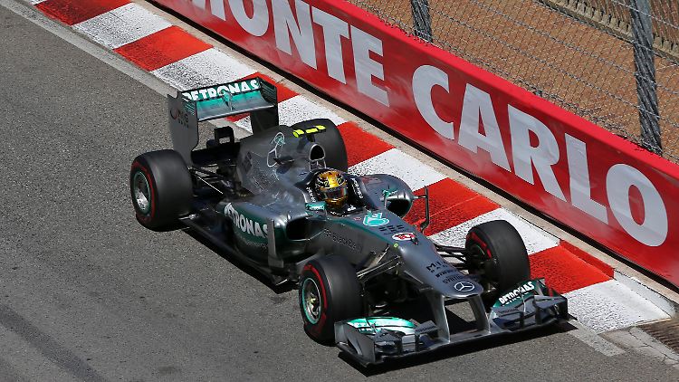 Pirelli und Mercedes beteuern, dass die Dominanz der Silberpfeile in Monaco nichts mit den Testfahrten zu tun hatte.