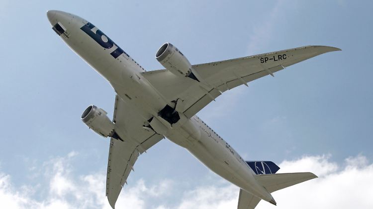2013-06-01T125125Z_655923033_GM1E9611LV001_RTRMADP_3_POLAND.JPG5250360784489164696.jpg